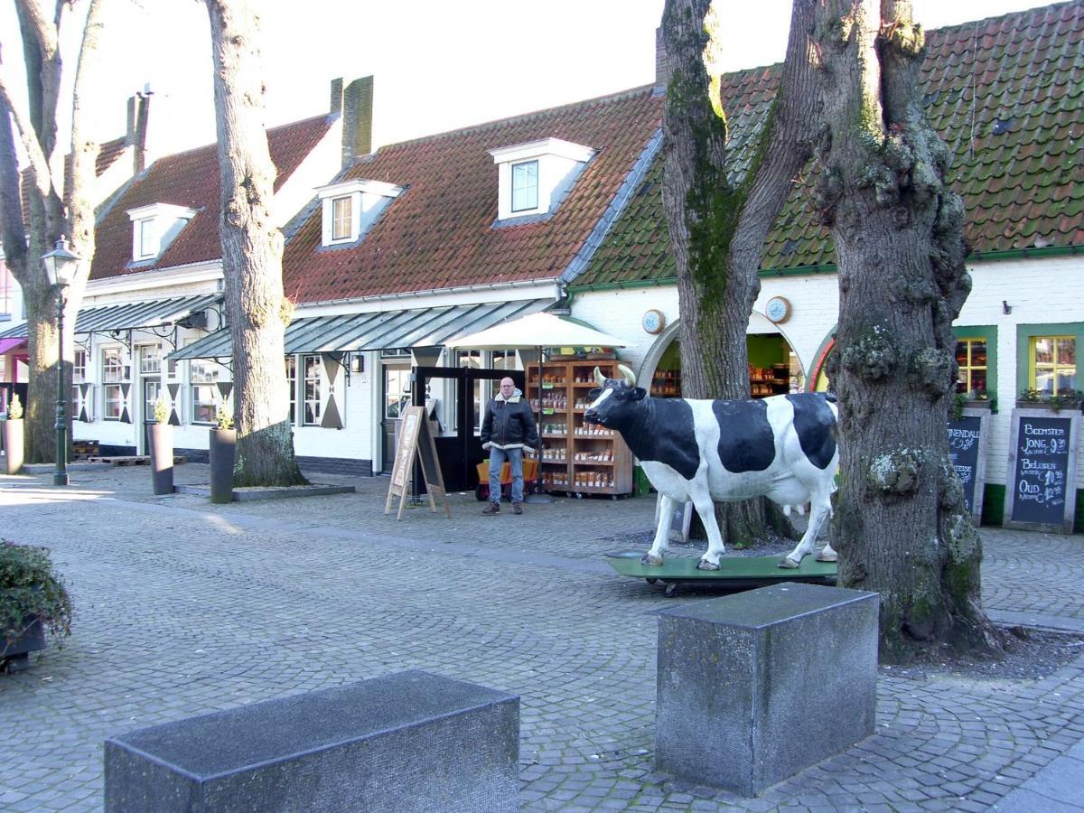 Slapen Bij De Zeeuwse Lala Acomodação com café da manhã IJzendijke Exterior foto